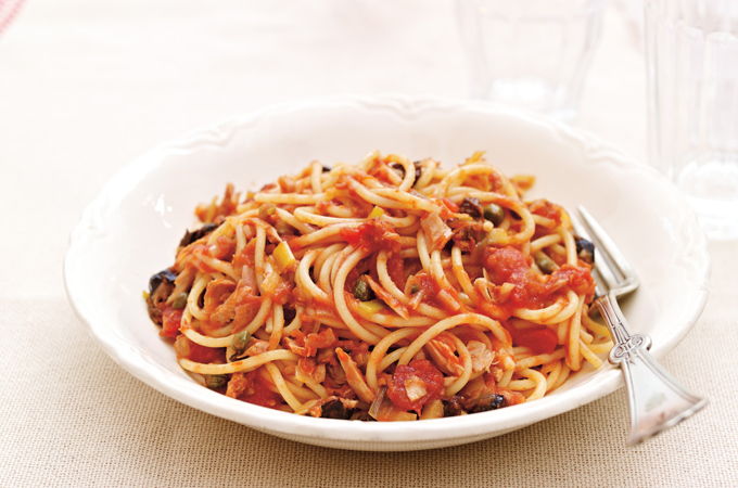 Spaghettis express à la tomate et au thon