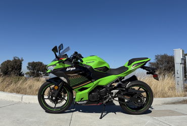 2020 KAWASAKI NINJA 400 ABS motorcycle for rent near Daly City, CA