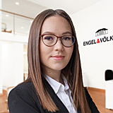 Engel & Völkers Immobilienmaklerin Jennifer Trojand.