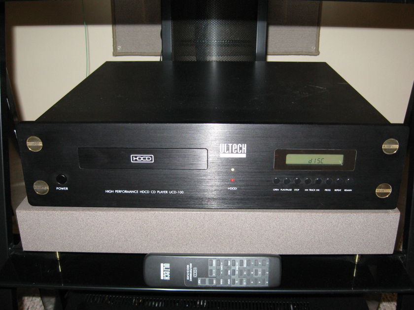 ULTECH  UCD 100 hdcd