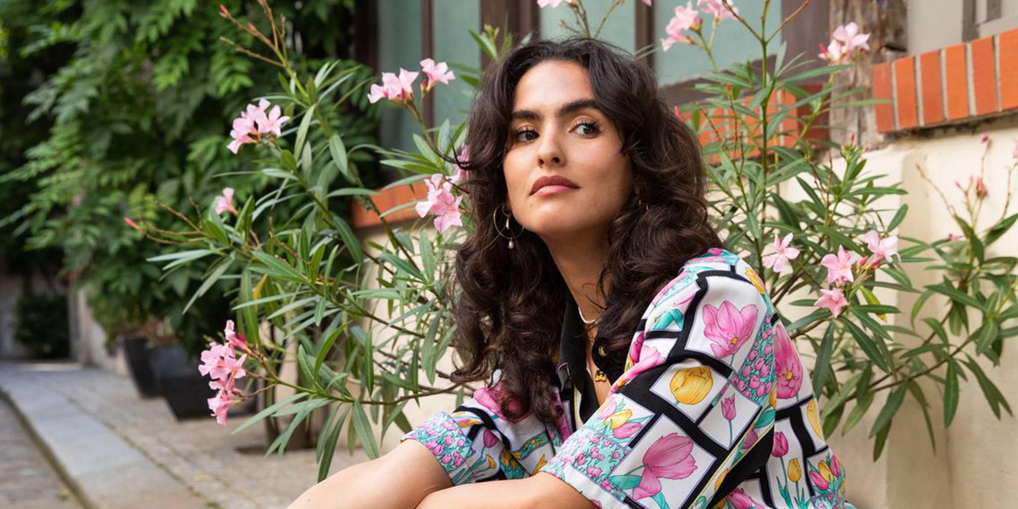 Juny Breeze is furthering the world of fashion through sustainable and summer-y vintage pieces.