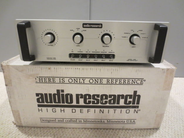 Audio Research LS-25 mkII w. spare tubes