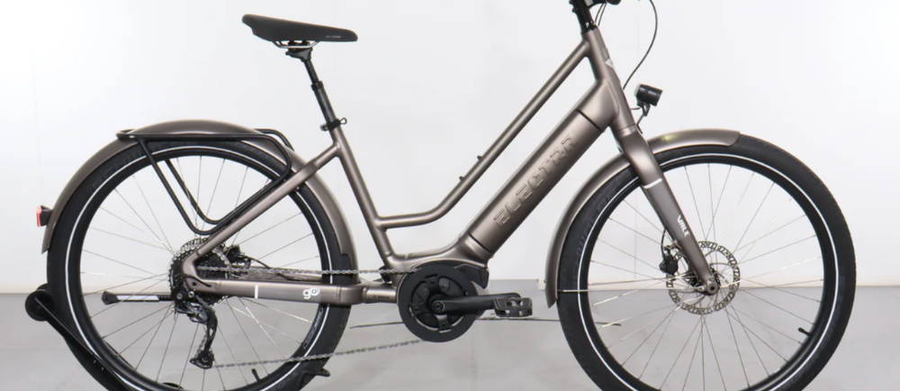 an Electra Vale Go! 9D EQ electric city bike