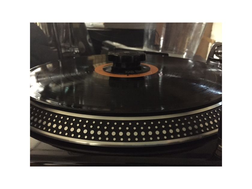 Audio Technica AT-LP240 USB Turntable with AT-150MLX cartridge