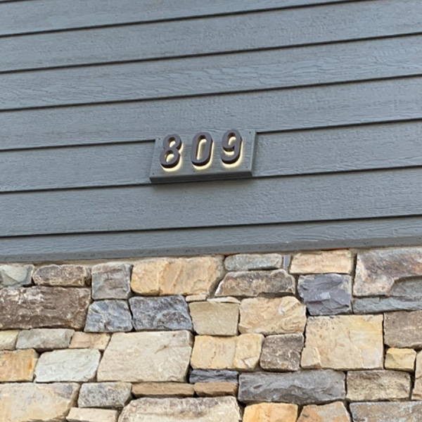 Illuminated address numbers 14
