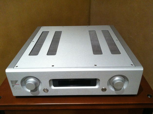 Ayre Acoustics AX-5 Integrated Amp  Silver