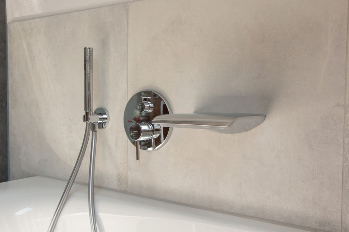 Foto Kundenreferenz Badsanierung Wellness mit barrierefreier Dusche