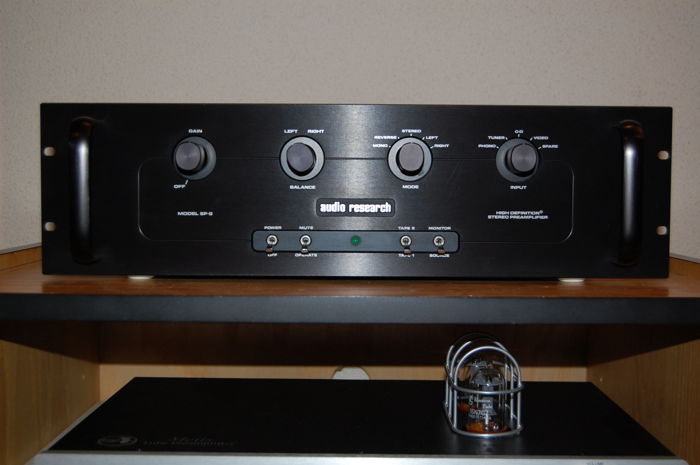 Audio Research SP-9 Mk ll Hybrid Preamp with Phono mm/mc