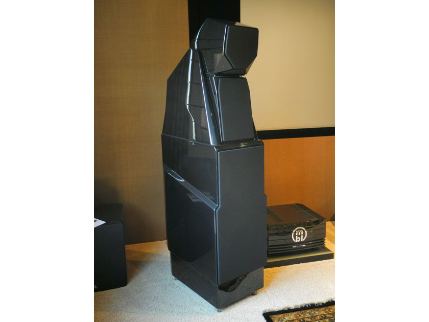 Wilson Audio Maxx 3 Obsidian Black full-range speakers