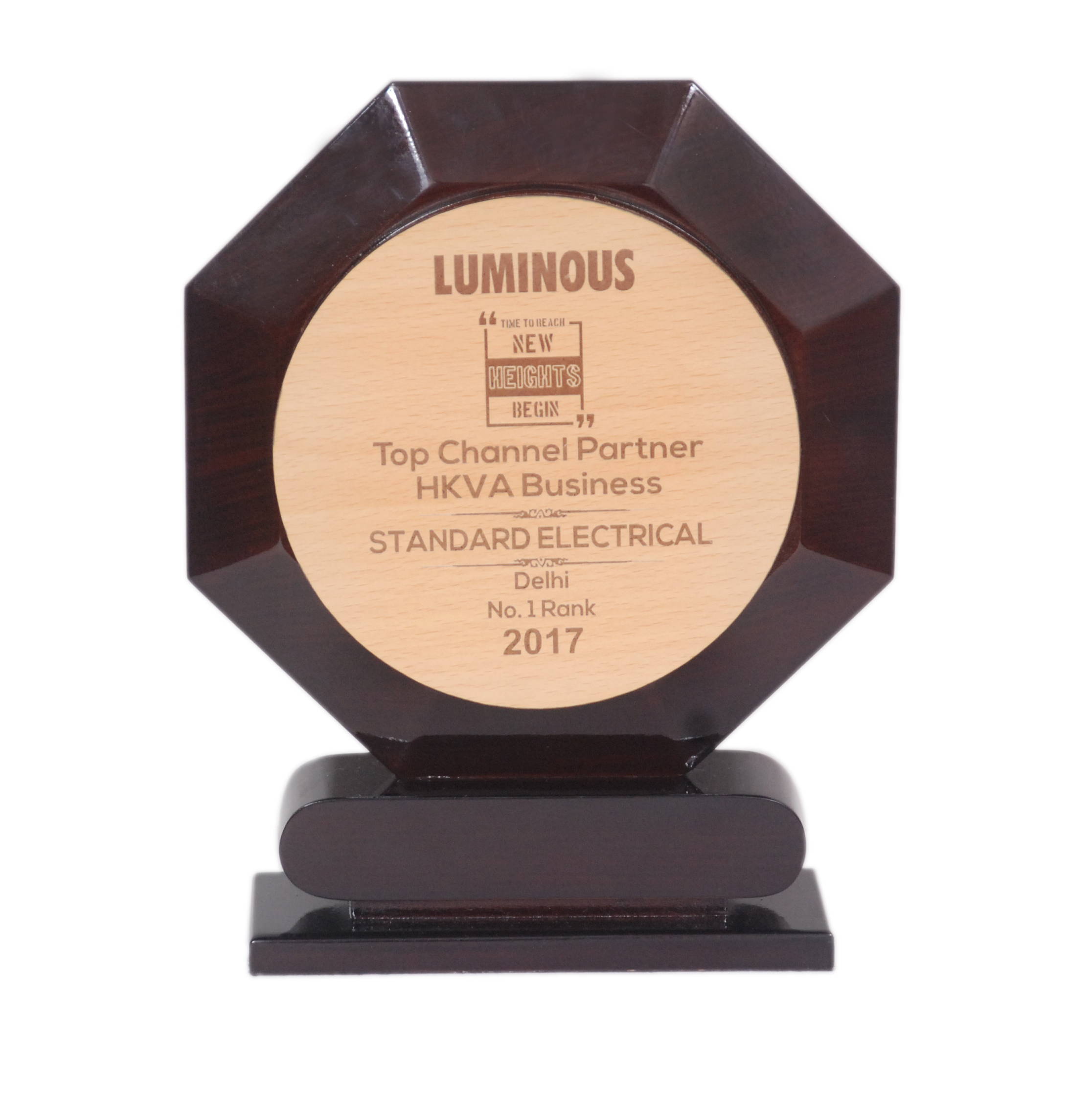 Luminous top channel award for Battery Estore