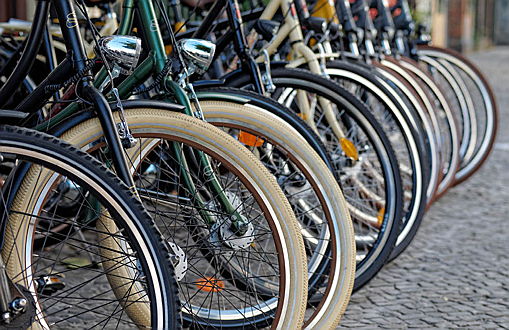  Berlin
- Fahrrad-Stellplatz vorhanden