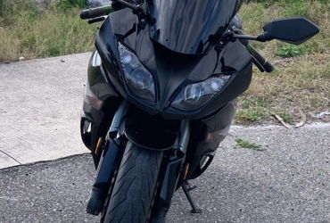 2012 KAWASAKI NINJA ZX-6R motorcycle for rent near Jacksonville, FL