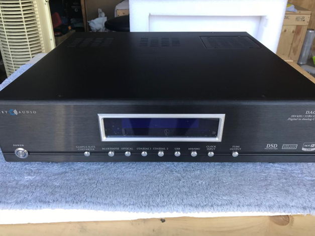 Cary Audio D-200t DAC LIKE NEW