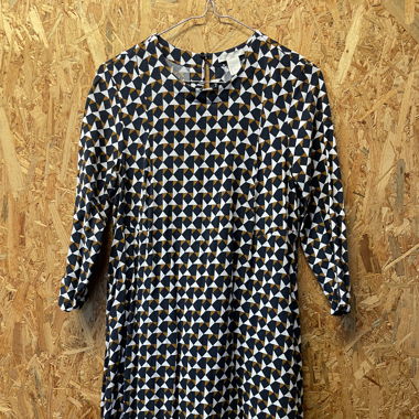 Gemustertes Kleid