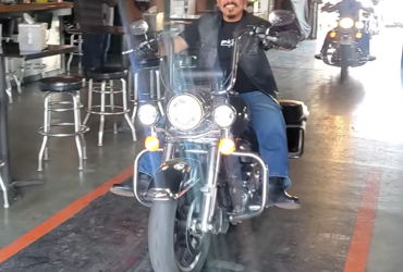 2019 HARLEY-DAVIDSON FLHR ROAD KING motorcycle for rent near Spokane, WA