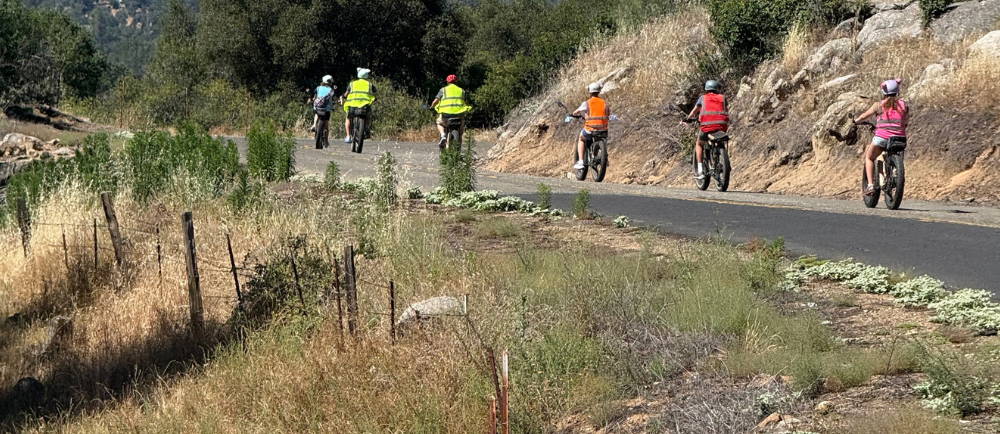 six riders on a tour in the Sierra foothills with Yosemite E-Biking (Yosemiteebiking.com) on Aventon Aventure electric bikes
