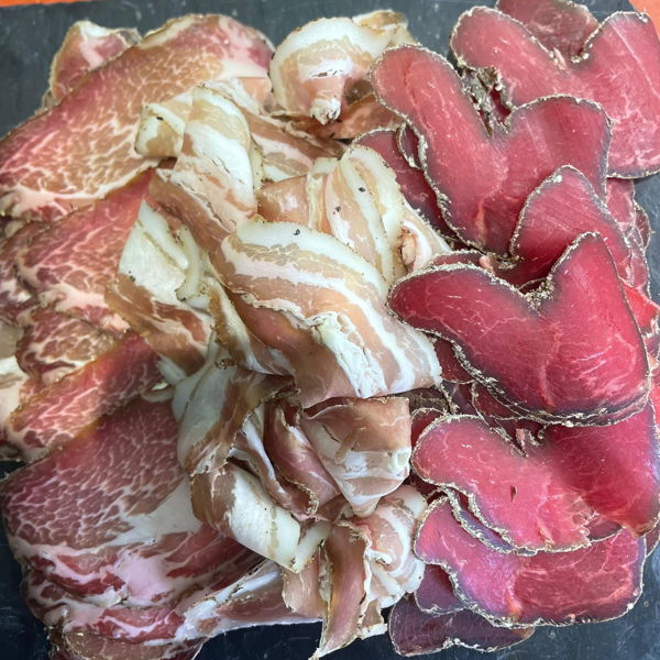 plateau-apero-charcuterie-artisanale