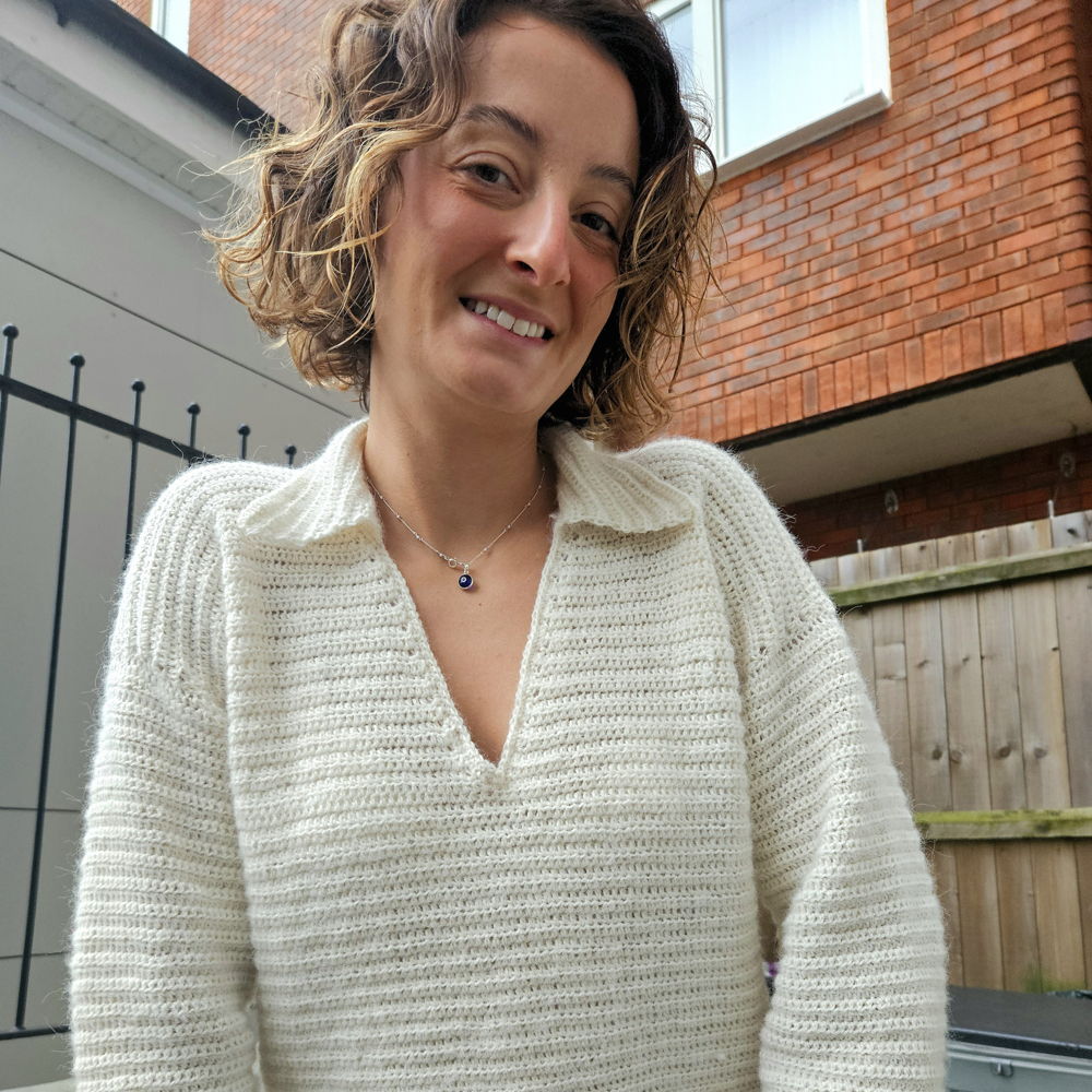 Collared V neck sweater - crochet pattern