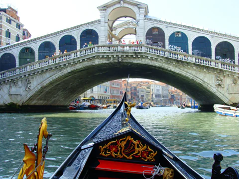 Classic Venice: 30-min Private Gondola Ride