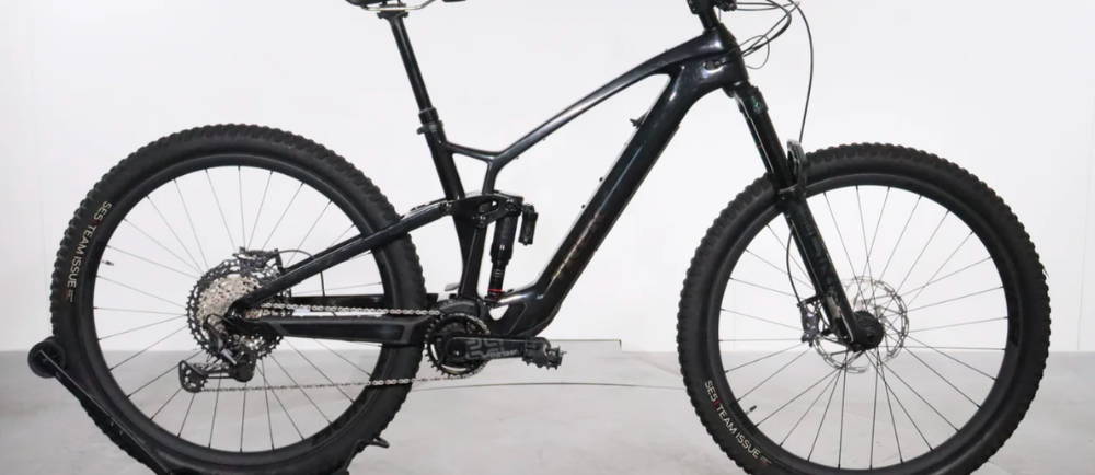 a Trek Fuel EXe 9.8 XT full suspension electric mountain bike