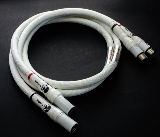 Crystal Clear Audio STUDIO REFERENCE XLR White or Black...