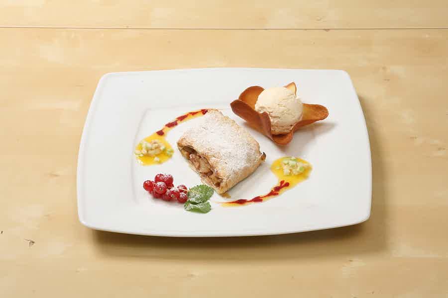 100% Hands-On Stretched Strudel Making Class - photo 6
