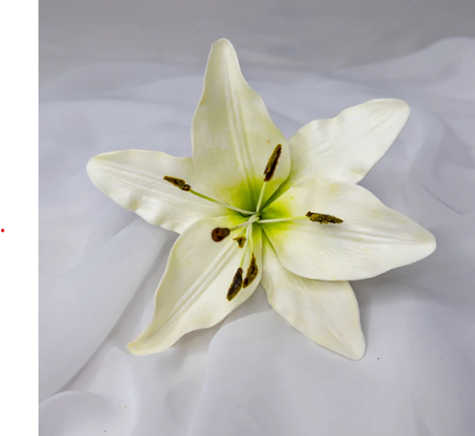 White Asiatic Lily Flowerhead - Realistic Artificial Flowers - Image 3