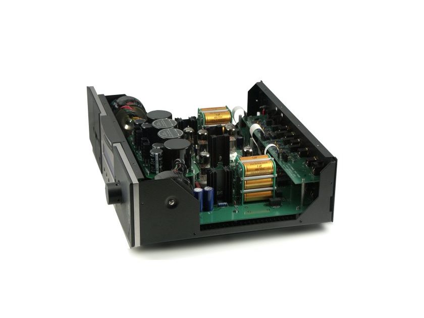 Balanced Audio Tech vk-32se black with remote control