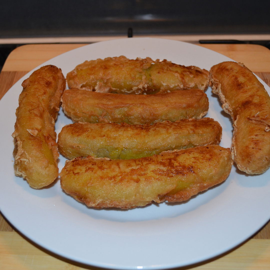 Date: 15 Feb 2020 (Sat)
19th Snack: Banana Fritter (Pisang Goreng) [224] [145.4%] [Score: 10.0]
Cuisine: Malaysian, Indonesian, Singaporean, Bruneian 
Dish Type: Snack
Banana Fritter (Pisang Goreng) is a snack made of banana or plantain, covered in batter or not, being deep fried in hot cooking oil, and is popular in Malaysia, Indonesia, Singapore, and Brunei.