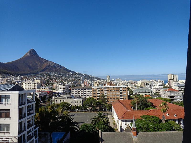  Cape Town
- 77493a.jpg