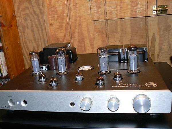 Rogue Audio Cronus...beautiful tubes !