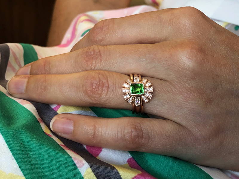 bague rayon a deux pièces avec grenat tsavorite