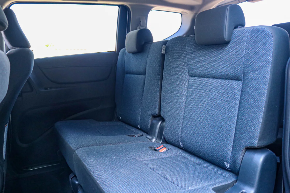 2016 Toyota Sienta — Royal Max Motors — photo 2 of 13
