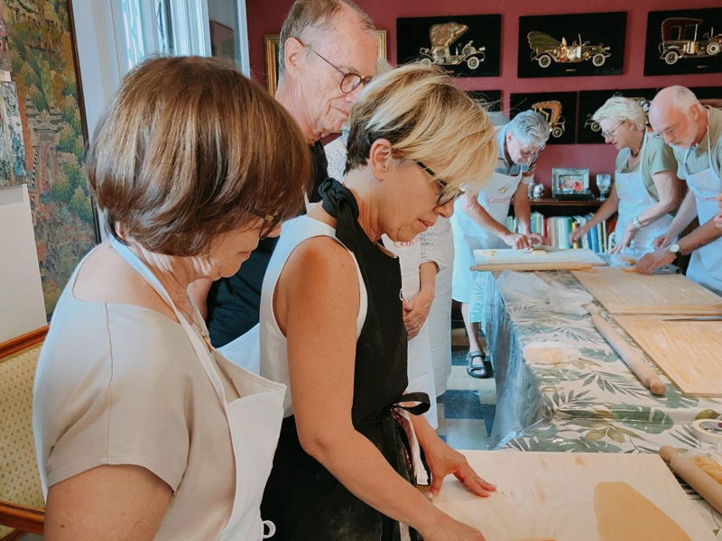 Cursos de cocina Bolonia: ¡En Bolonia para aprender las reglas de la masa perfecta!