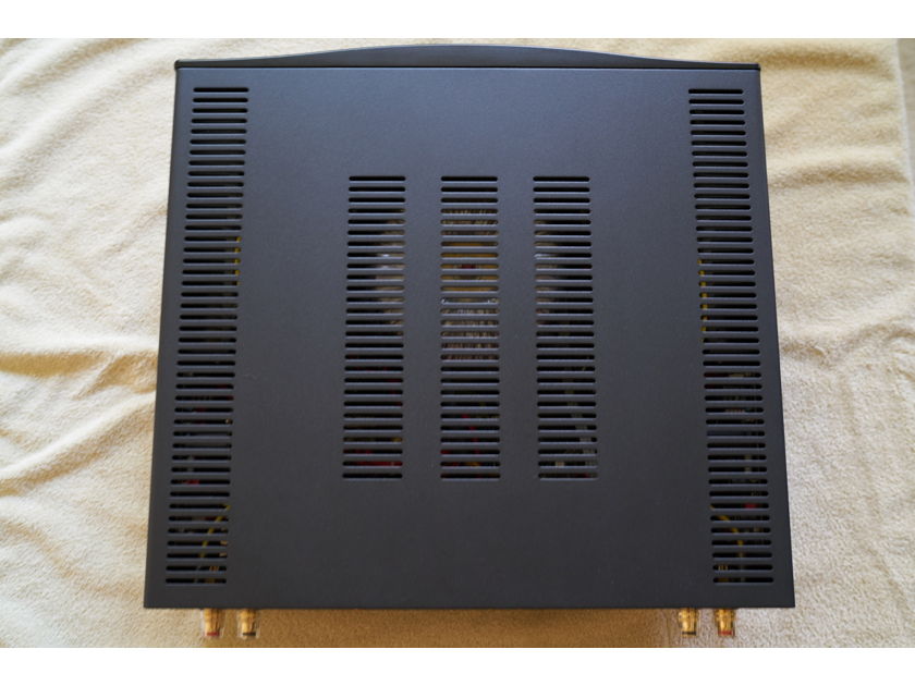 Hegel H300 Integrated Amplifier / DAC / USB / 250 watt/ch