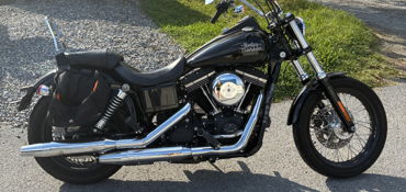 2016 HARLEY-DAVIDSON DYNA STREET BOB motorcycle for rent near Carlisle, PA