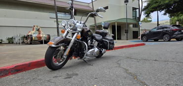 2014 HARLEY-DAVIDSON FLSTC HERITAGE SOFTAIL CLASSIC (TWO TONE) motorcycle for rent near Honolulu, HI