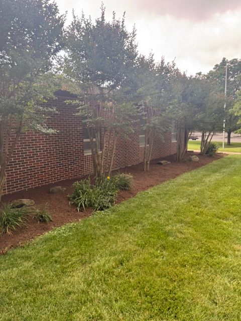 Mulching & Grounds Beautification