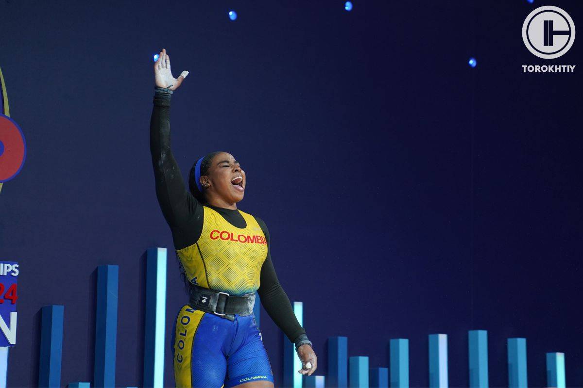 flat-powerlifting-shoes Winners of Women 45 Weight Division at Worlds 2024