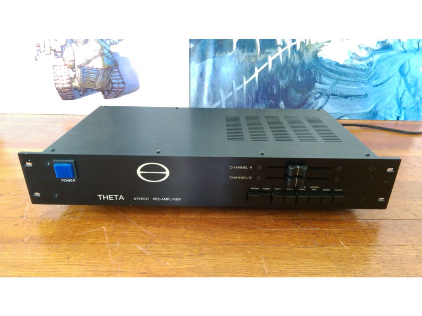 Theta Tube Stereo Preamplifier with Phono Stage Excellent