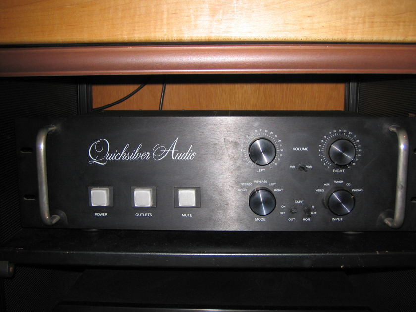 Quicksilver Audio  Full Function tube preamplifier great phono stage