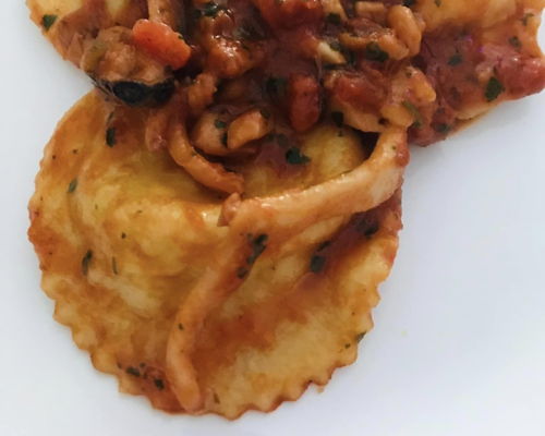 Esperienze gastronomiche Carrara: Menù di mare da 3 portate a Carrara