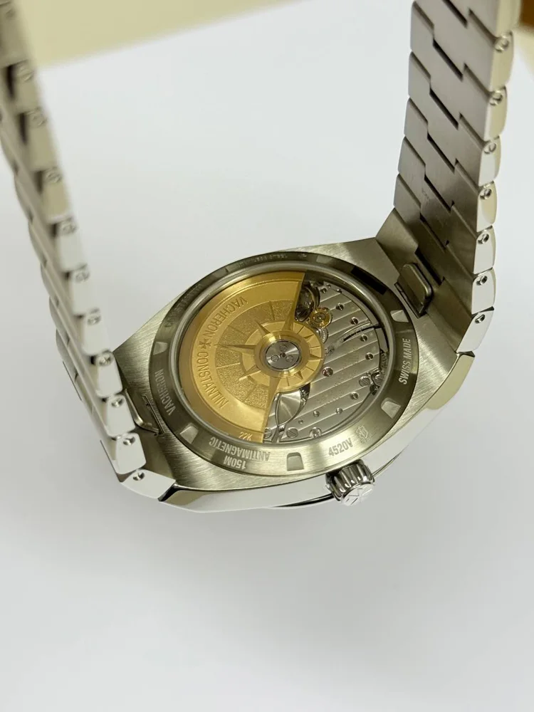 Blue Dial 4520V/210A-B128