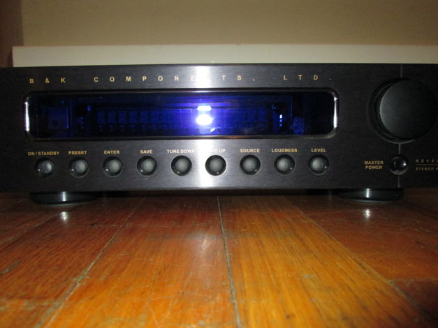 B&K Components Reference 5 s2 Pre-amplifier