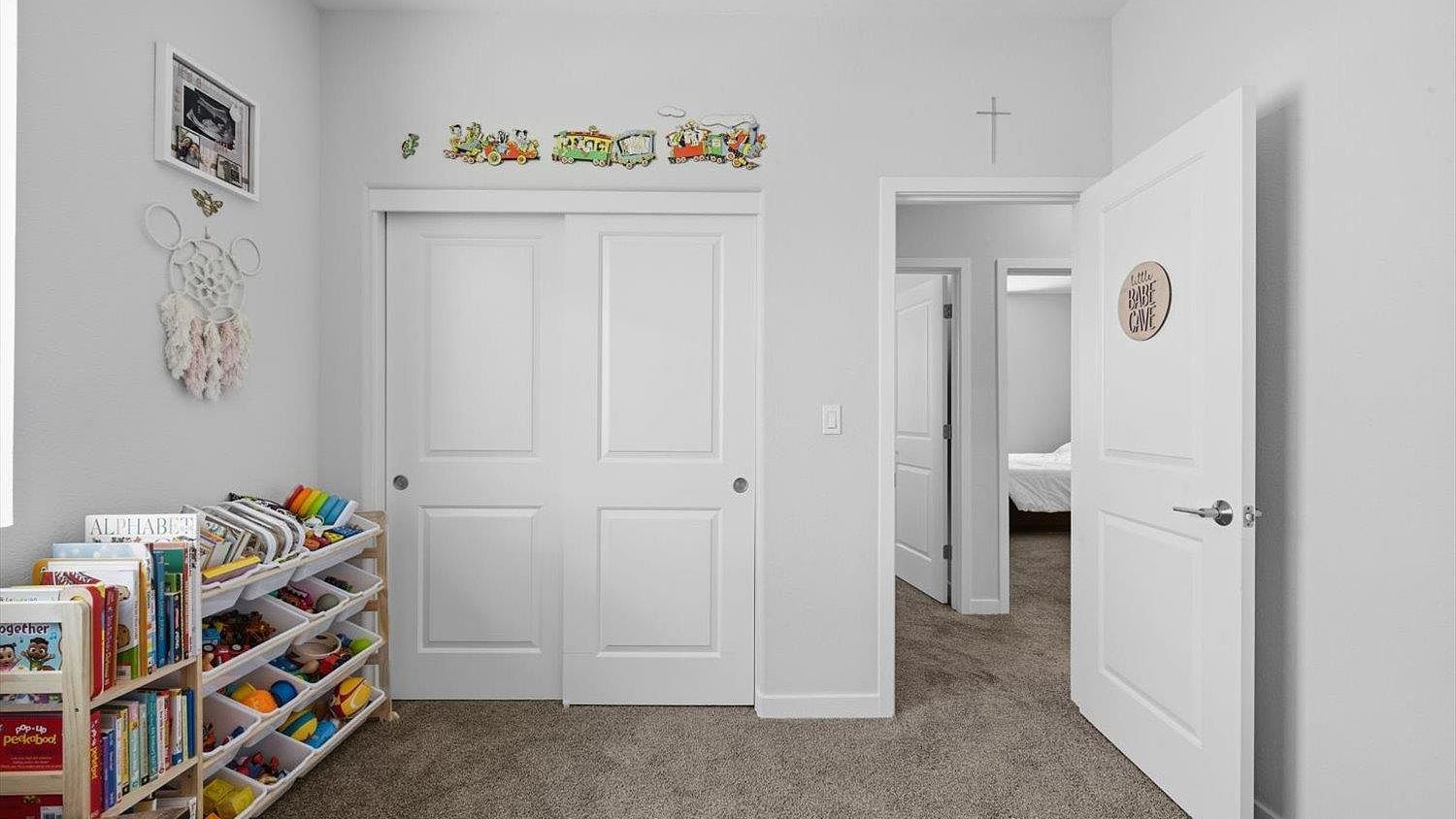 Slideshow image