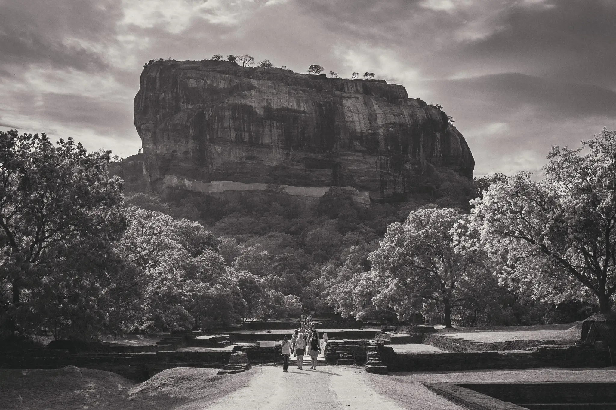 Ancient Rock Fortress of Sigiriya ⸺ Aksgar.me
