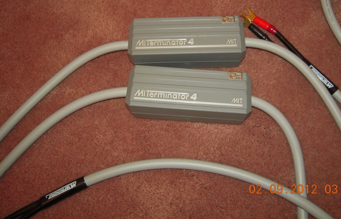 MIT  Terminator 4 Speaker Cables 8 Feet