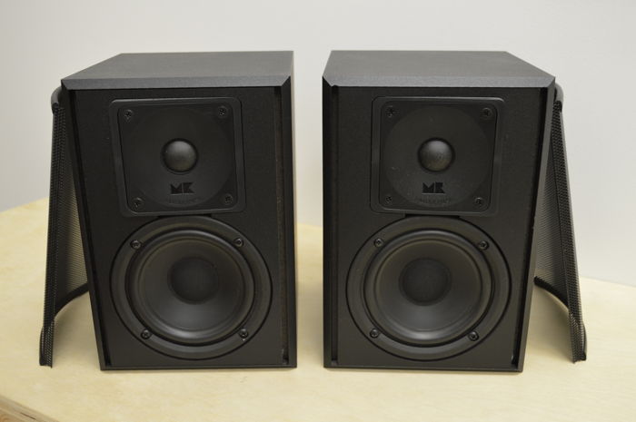 M&K 550THX - Surround or Small System Main Speakers