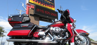 2010 HARLEY-DAVIDSON FLHTCUTG TRI GLIDE ULTRA CLASSIC (TWO-TONE) motorcycle for rent near Sterling, IL