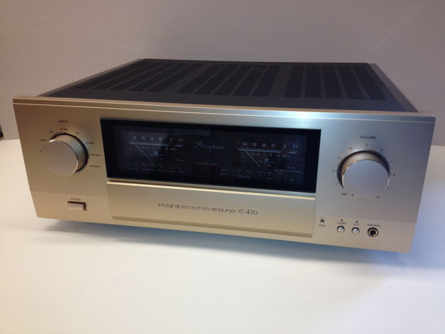 Accuphase e-470 Integrated Amplifier w/ AD 30 phono sta...